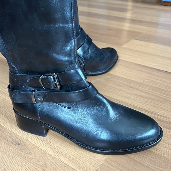 French connection black leather boots. - Picture 2 of 8